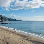 公寓 Guesthost - Bright Flat With Terrace In *