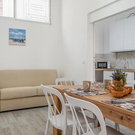 Guesthost - Bright Flat With Terrace In 아파트 *