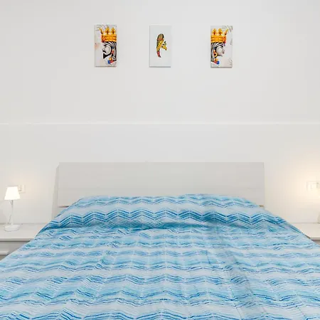 公寓 Bright Flat With Terrace In