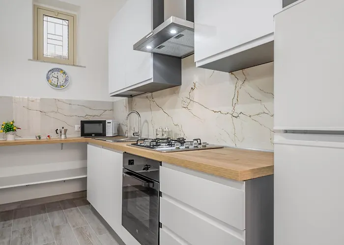 Bright Flat With Terrace In Apartment