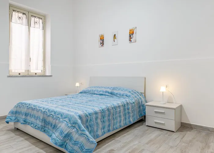 Apartment Bright Flat With Terrace In *