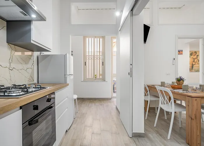 アパート Bright Flat With Terrace In ジャルディーニ・ナクソス