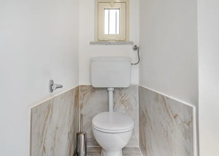 Bright Flat With Terrace In Apartment Giardini-Naxos